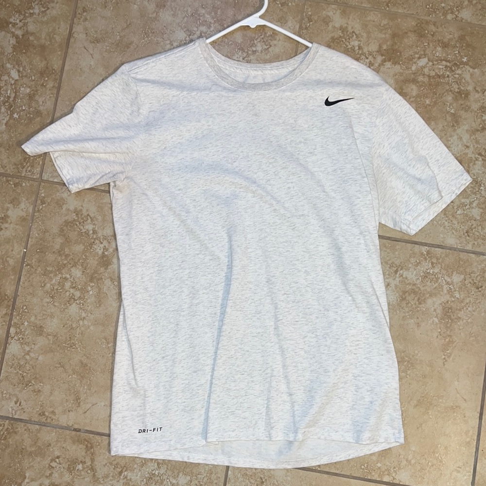 Large - Nike - Mens Tee - White